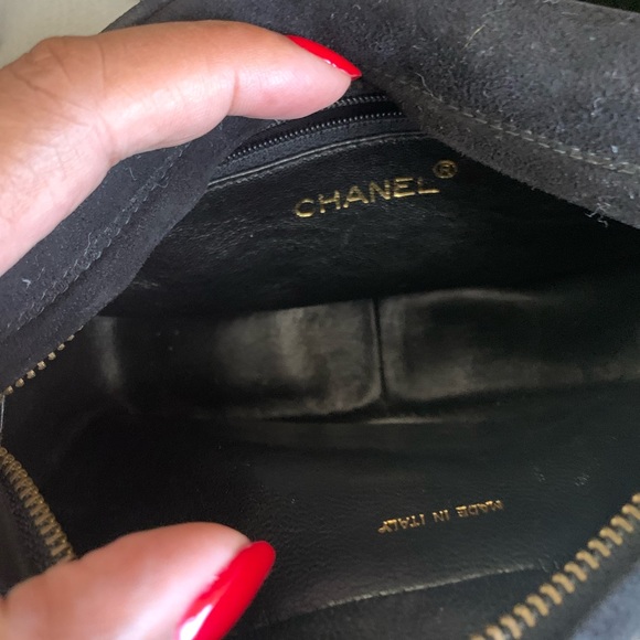 Chanel RARE 1980s Bijoux Black Suede Camera Bag - Picture 6 of 16